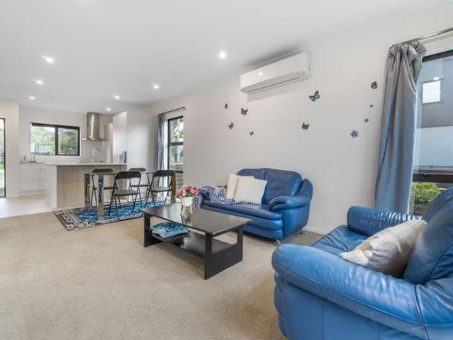 22 Bader Drive, Mangere, Manukau City