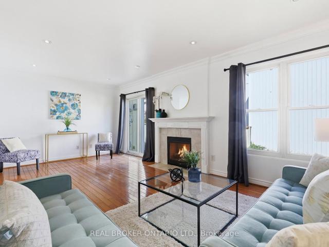 22 Bent Oak Circle, Mississauga | For Sale @ $859,900 | Condos. Ca