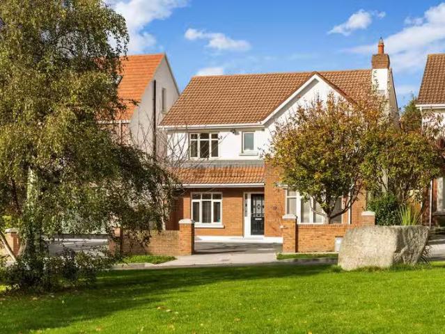 22 Brighton Place, Foxrock, Dublin 18 is for rent