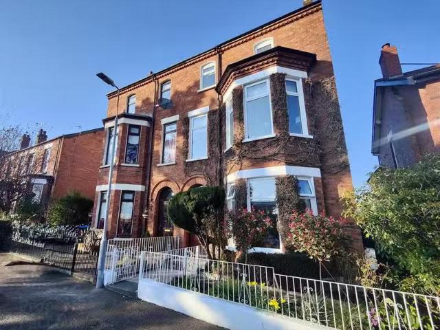 22 Chichester Avenue