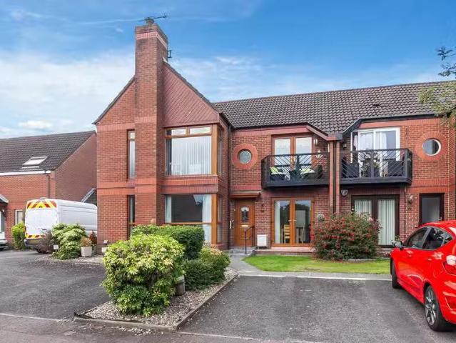 22 Chichester Gardens