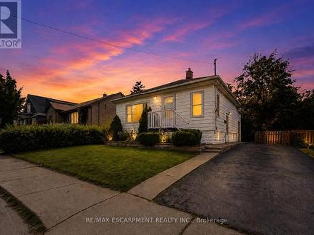 22 David Avenue, Hamilton, ON, L9A 3V1 house for sale | Listing ID X13618 | Royal LePage