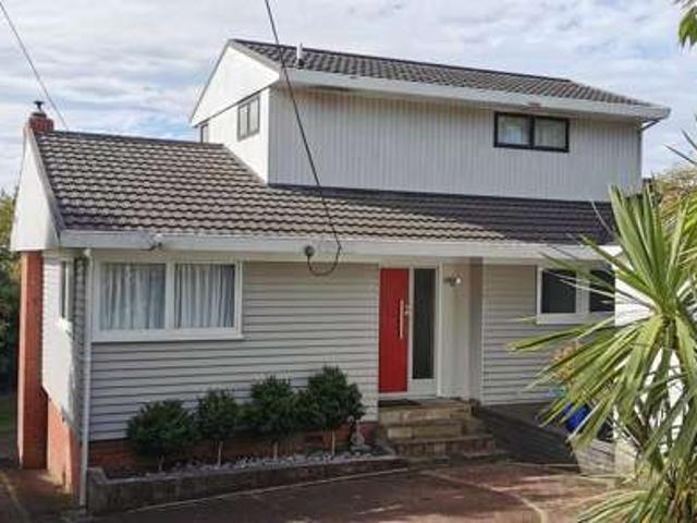 22 Deane Avenue, Titirangi, Waitakere City
