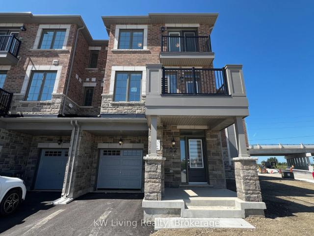 22 Elantra Drive, Brampton | 3Beds/3Bath, Townhouse, $3,000/mo | Condos. Ca