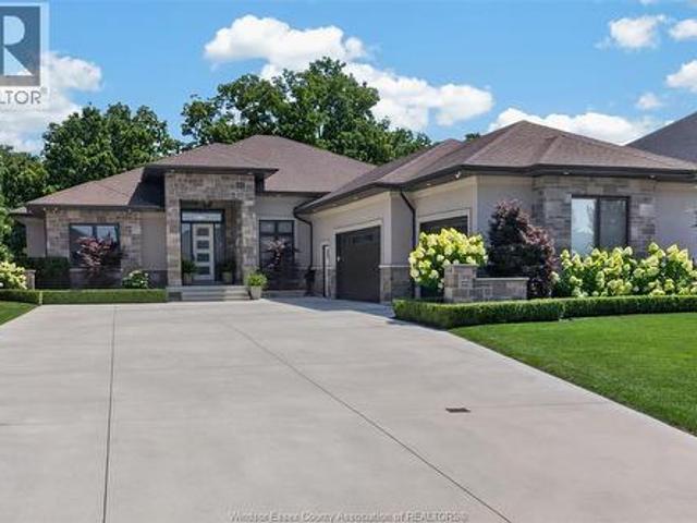 22 Emily Avenue, Kingsville, ON, N9Y 0C8 house for sale | Listing ID 26019 | Royal LePage