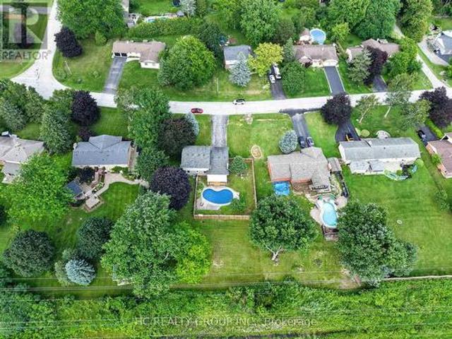 22 Fireside Drive, Hamilton, ON, L8N 2Z7 house for sale | Listing ID X13623 | Royal LePage