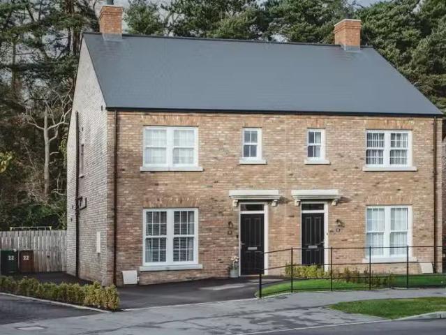 22 Foxwood Hall