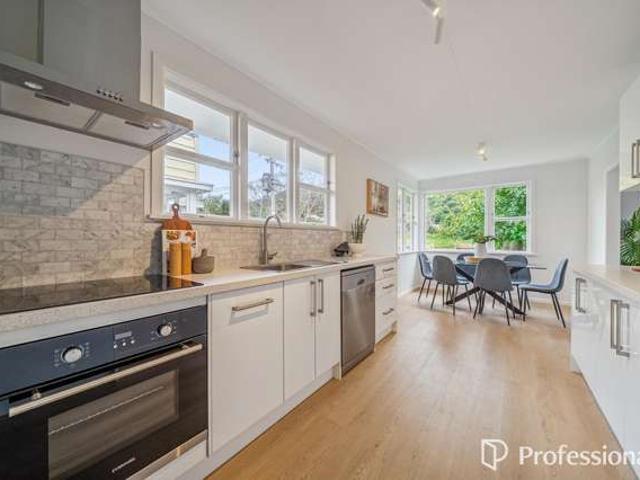 22 Golf Road, Manor Park, Lower Hutt City