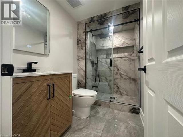 22 Gunn Avenue, Brantford, ON, N3T 0V3 house for lease | Listing ID 40832 | Royal LePage