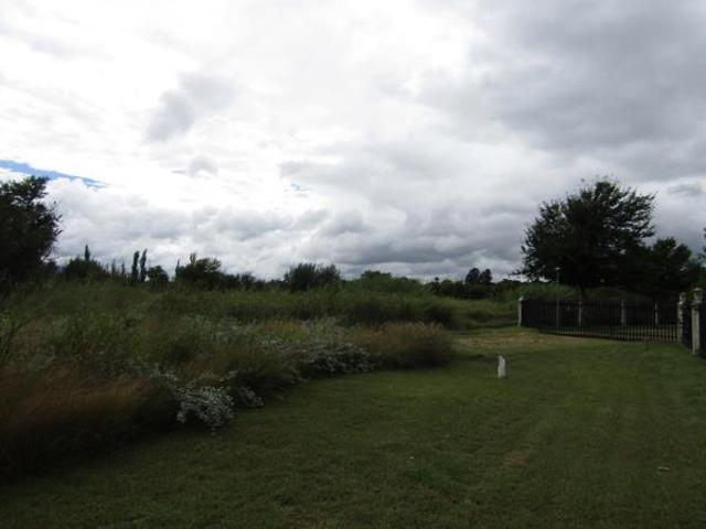 22 ha Land available in Ifafi