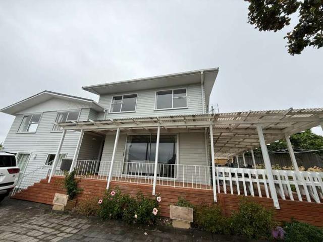 22 Harford Place, Pakuranga Heights, Manukau City