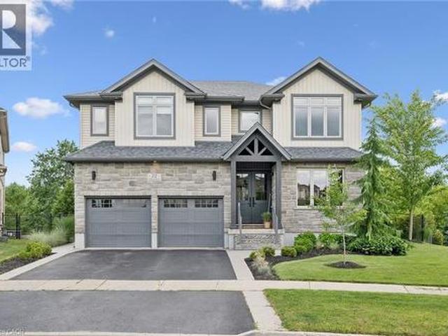 22 Hilltop Road, Guelph, ON, N1E 7L4 Luxury House for sale | Listing ID 40846 | Royal LePage Carriage Trade Luxury Properties