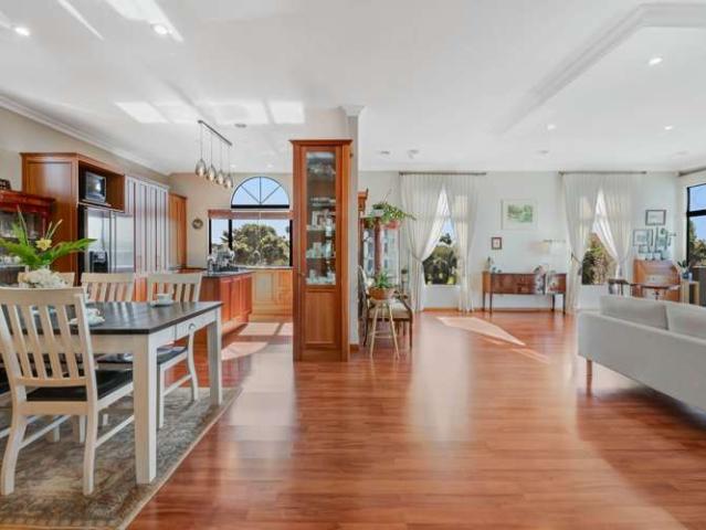22 Island View Drive, Gulf Harbour, Rodney