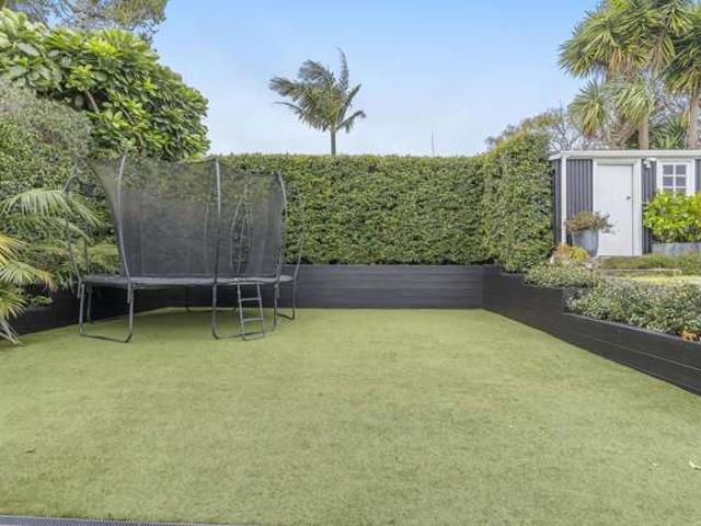 22 Kowhai Street, Mount Eden, Auckland City