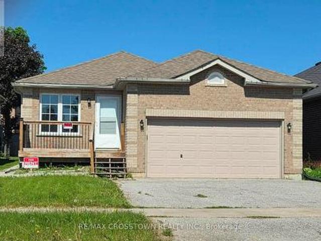 22 Larkin Drive, Barrie, ON, L4M 7A9 house for lease | Listing ID S13441 | Royal LePage