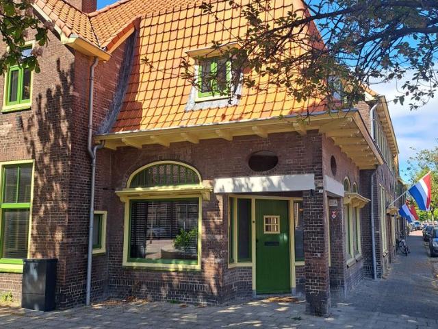 22, Lombokstraat, A, 2315 EP, Leiden