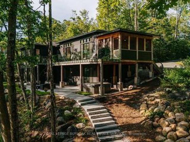 22 Long And Winding Road, Seguin, ON, P2A 2W8 Luxury House for sale | Listing ID X13480 | Royal LePage Carriage Trade Luxury Properties