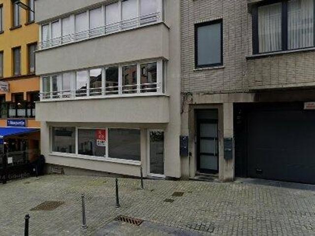 22 m2 office space for sale in Oostende