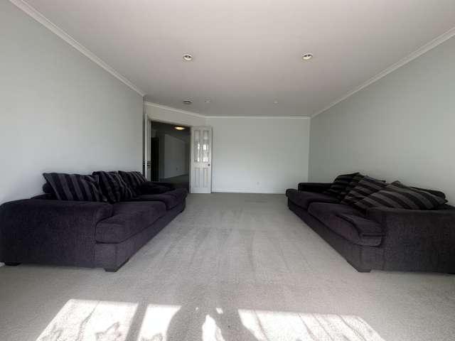 22 Mahoney Drive, Albany, North Shore City