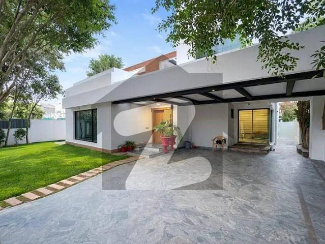 22 Marla Brand New Elegant House For Sale In DHA