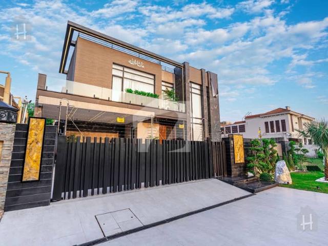22 marla brand new luxury ultra modern design bungalow for sale