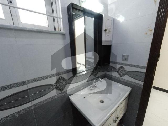22 Marla House Available For Rent In G 15