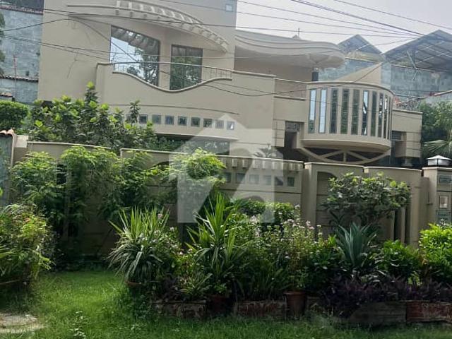 22 Marla House In Garden Town Abu Bakar Block Lahore'S Most Sought After Address