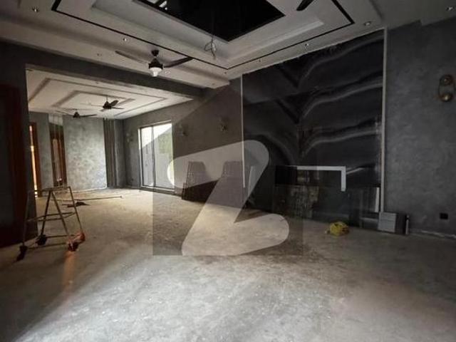 22 marla new luxury bungalow for sale in valencia town h block 6 bedroom valencia housing society
