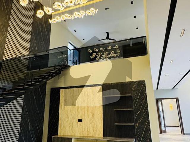 22 Marla Sapanish House For Rent In Bani Gala