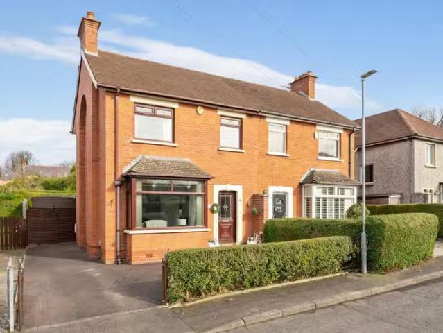 22 Neills Hill Park