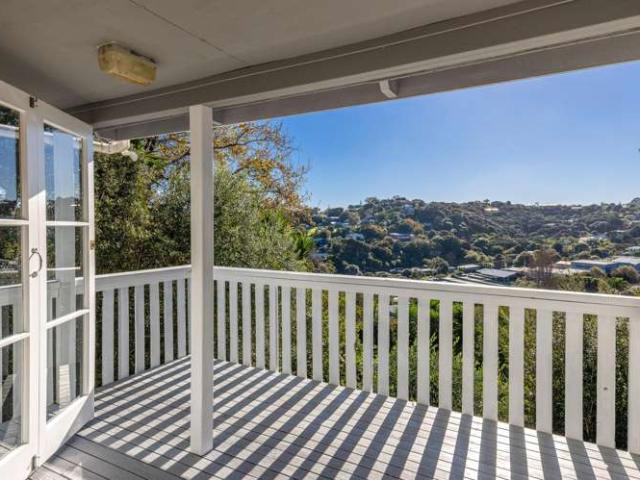 22 Ocean Road, Surfdale, Waiheke Island