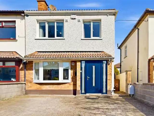 22 Oak Rise, Santry, Dublin 9, D09 F2Y7