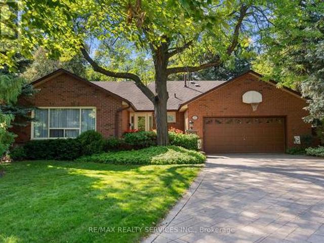 22 Oldham Crescent, Brampton, ON, L6Z 1W3 house for sale | Listing ID W13540 | Royal LePage
