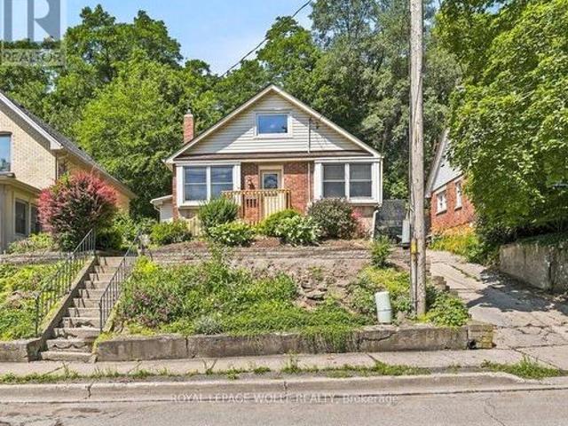 22 Ramore Street, Cambridge, ON, N1S 2P8 house for sale | Listing ID X13524 | Royal LePage