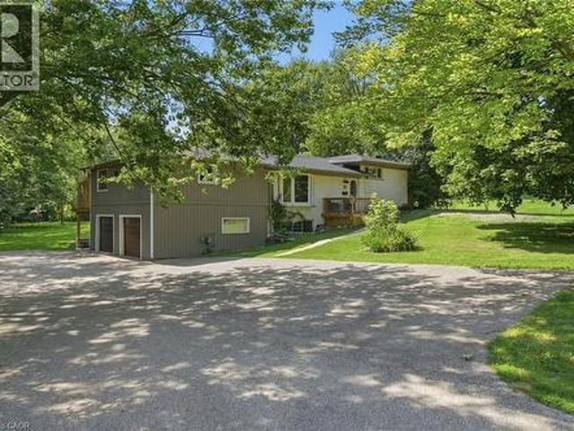 22 Rosebough Street, Dundas, ON, L9H 5C5 house for sale | Listing ID 40848 | Royal LePage