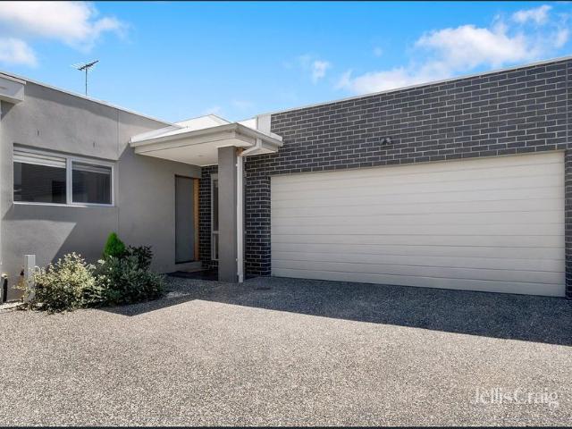 Californian Bungalow with Character and Comfort