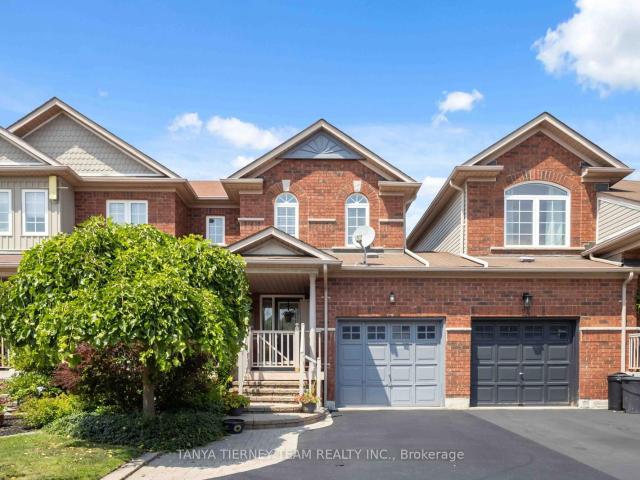 22 Sinden Drive, Whitby | 3Beds/3Bath, Townhouse, $749,900 | Condos. Ca