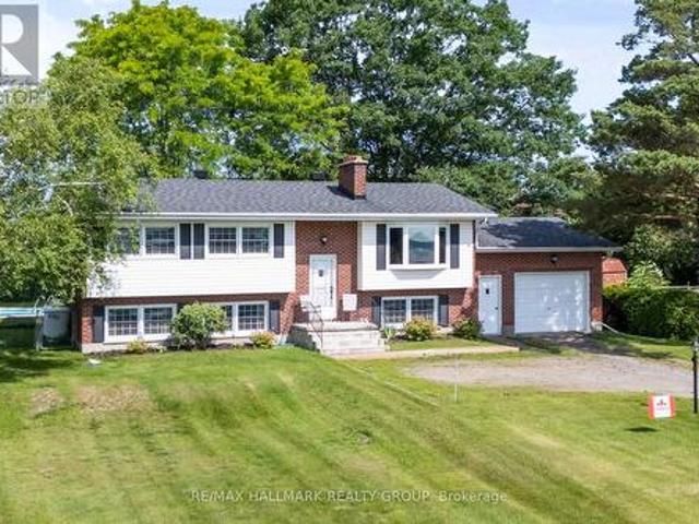 22 St Lawrence Court, Augusta, ON, K0E 1T0 house for sale | Listing ID X13498 | Royal LePage