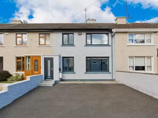 22 St Patricks Park, Stepaside, Dublin 18, D18W684 is for sale
