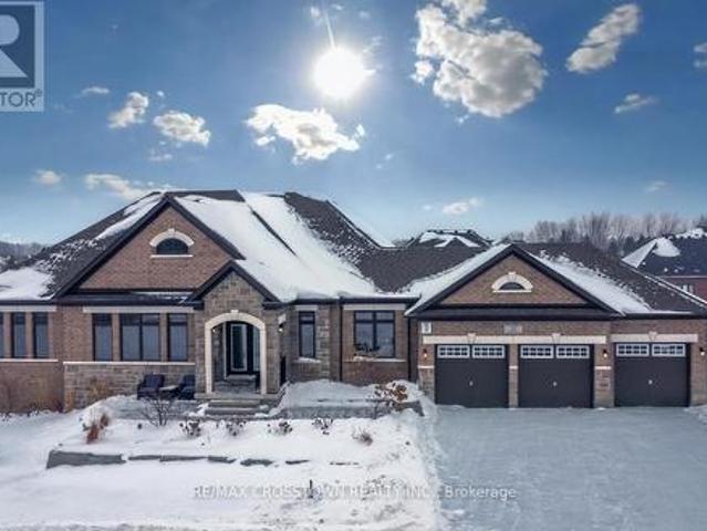 22 Stewart Crescent, Essa, ON, L0L 2N0 house for sale | Listing ID N11955 | Royal LePage
