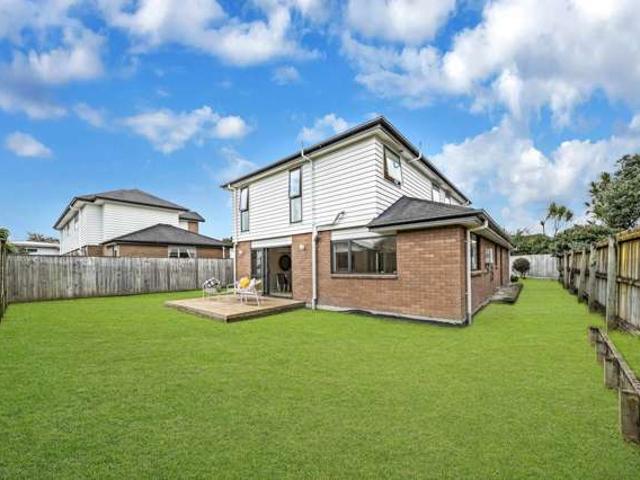 22A Buscomb Avenue, Henderson, Waitakere City