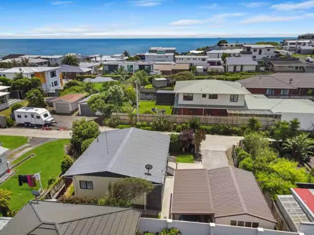 22a Sackville Street, Fitzroy, Hamilton City For Sale