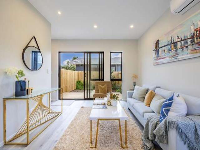 22e Durham Street, Te Atatu Peninsula, Waitakere City