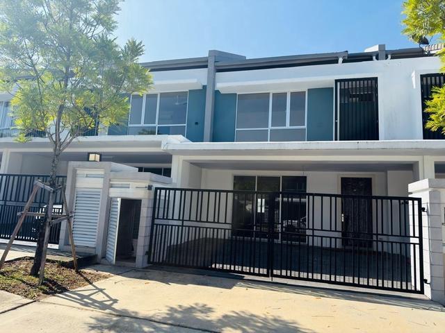 22x60 2 Sty RENOVATED House Garland 2 Kota Emerald Rawang