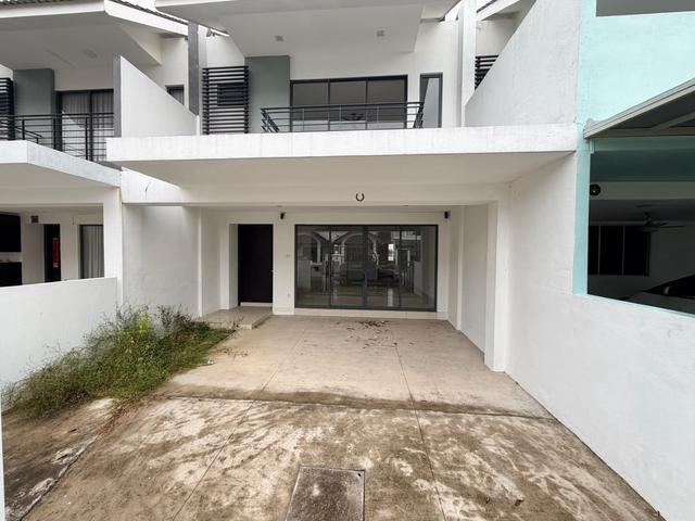22x70 2 Sty Terrace Bandar Country Homes Desa 10Artistik Rawang