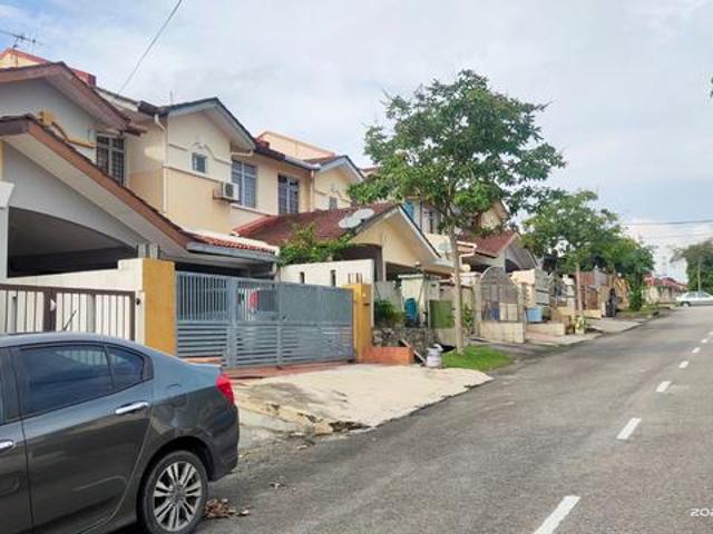 22x70 Bpp 2 Storey Bandar Putra Permai Equine MRT Seri Kembangan