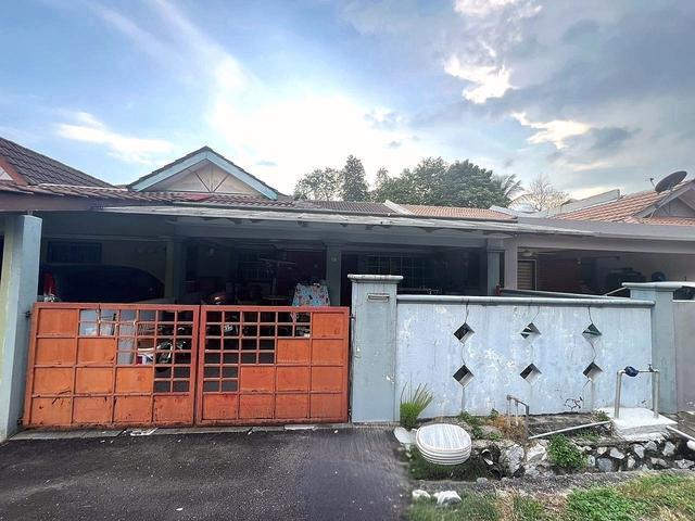22x70 Fully Extend 1sty Terrace Seksyen 20 Shah Alam Selangor