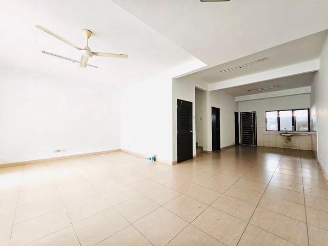 22X70sf 2 sty FREEHOLD house Azalea Kundang jaya gamuda garden