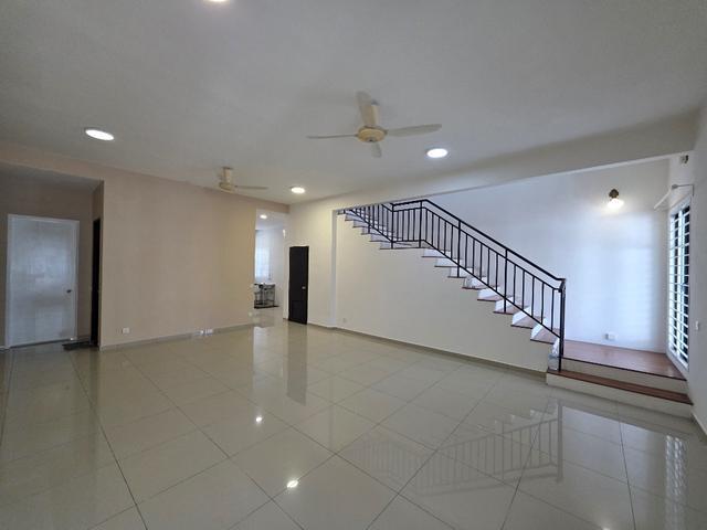 22x70sfCashBack 80k 2 Sty Cradleton Eco Majestic Pelangi Semenyih