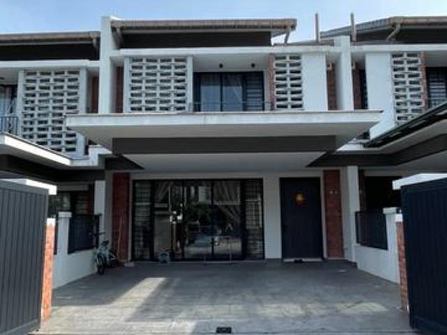 22x75 Denai Alam Elmina Vally 5 2sty Fully Reno Fully Furnished